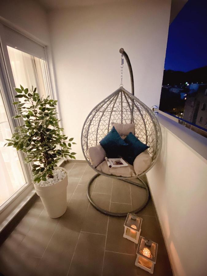 Tiffany Lux Apartment Требинє Екстер'єр фото