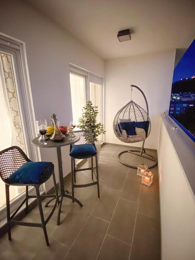 Tiffany Lux Apartment Требинє Екстер'єр фото