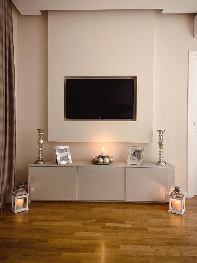 Tiffany Lux Apartment Требинє Екстер'єр фото