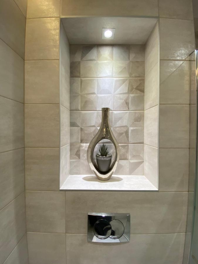 Tiffany Lux Apartment Требинє Екстер'єр фото